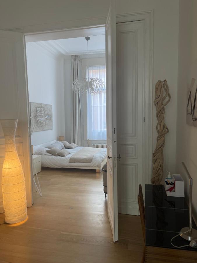 Apartment In Trendy Chatelain Center Brussels Area Little Garden Internet Wifi Exterior foto